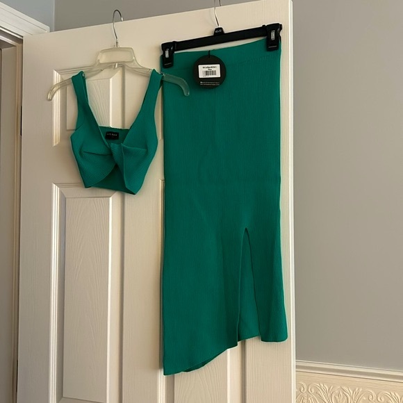 White Fox Two-piece Set - Green - Picture 12 of 12